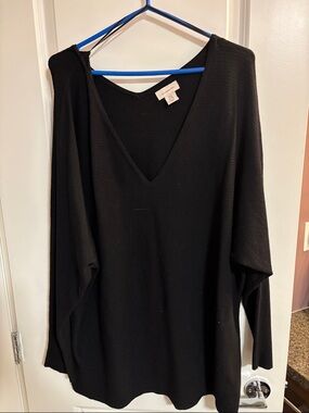 if it were me Black Ribbed Top with Label Detail